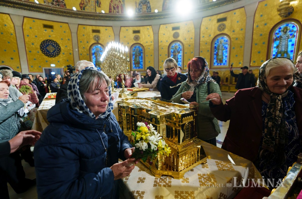 Moaștele Sfântului Cuvios Dimitrie cel Nou au fost duse în Catedrala Națională 346500