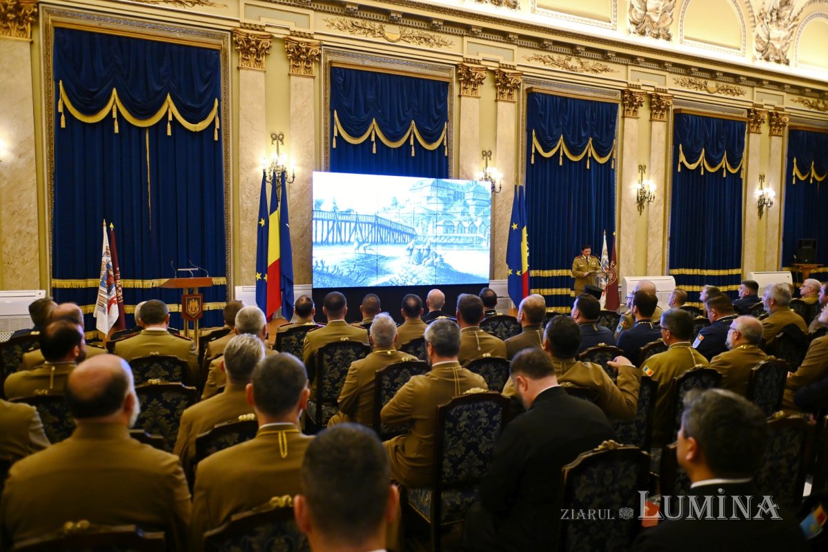 Moment festiv la Cercul Militar Național 346578