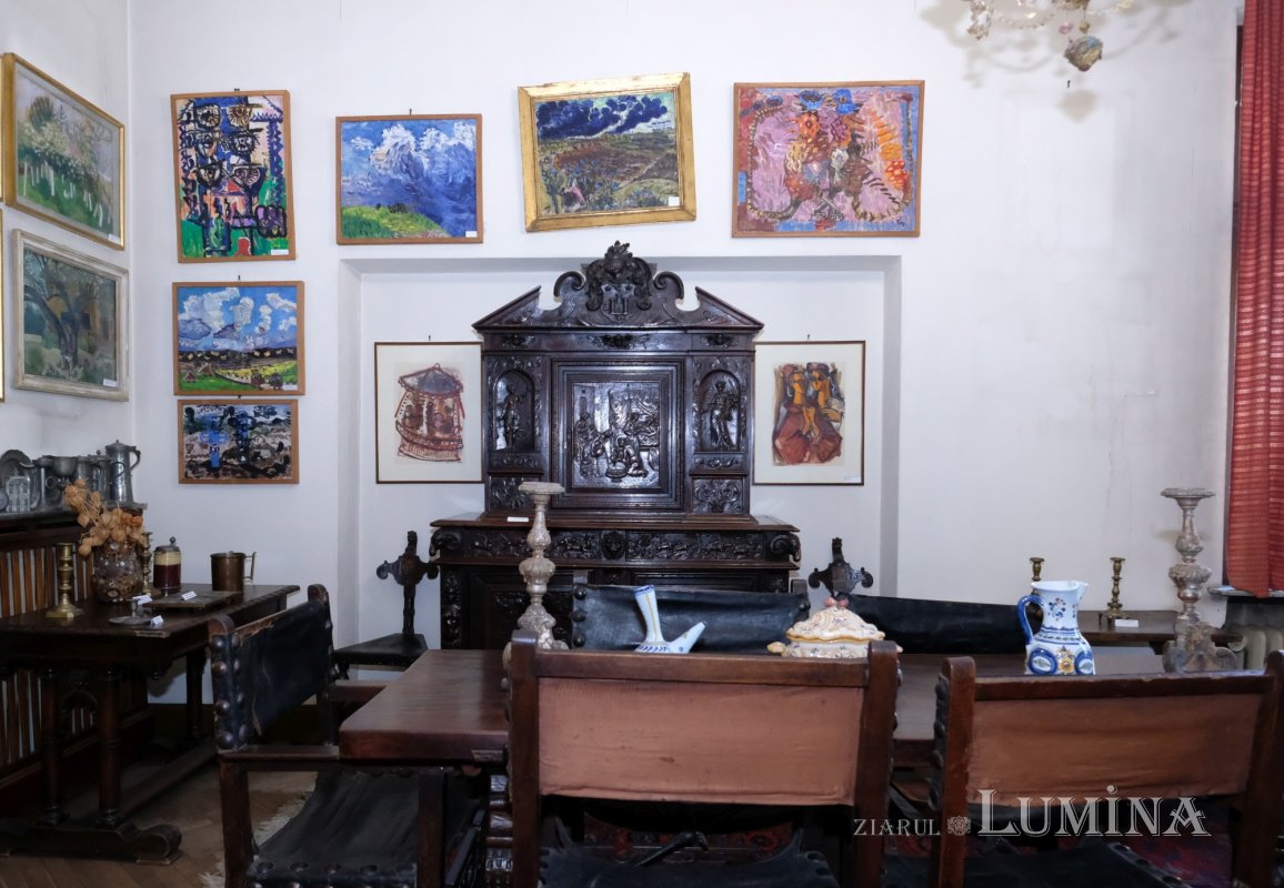 O colecție fabuloasă într-o casă care are nevoie de ajutor 346664