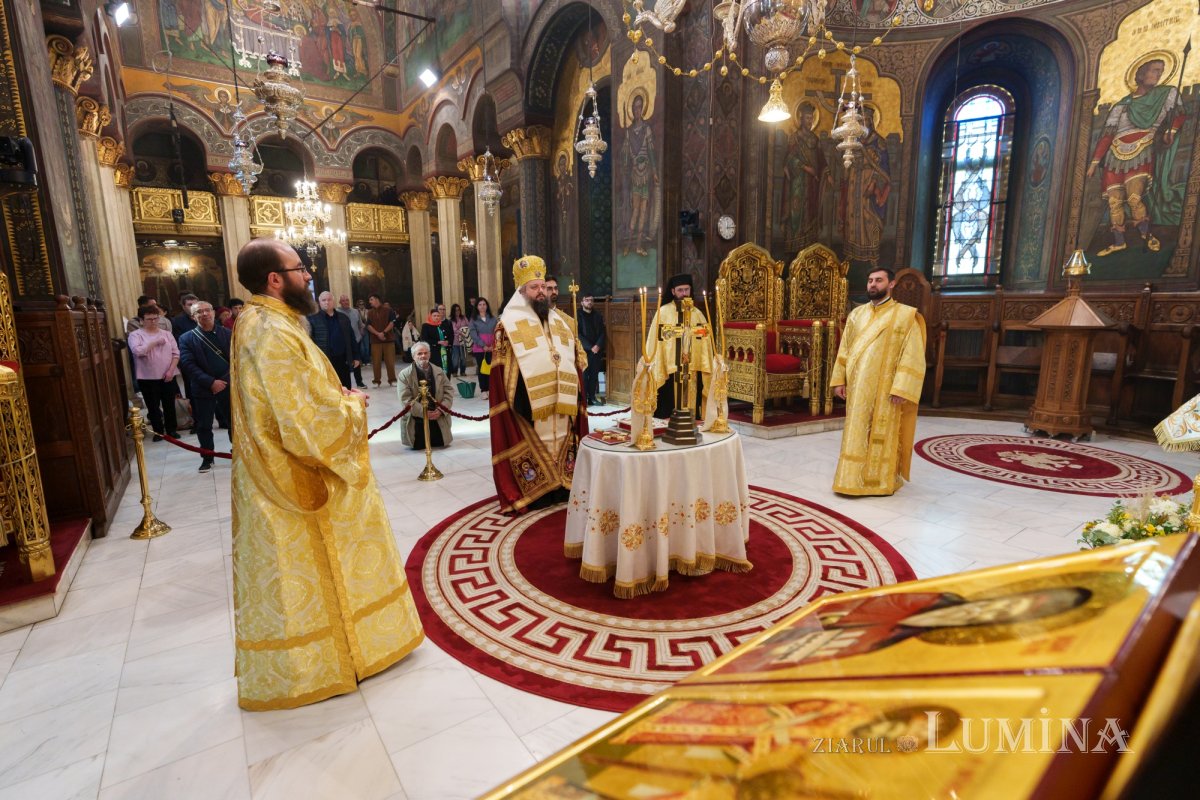 Te Deum la centenarul întronizării primului Patriarh al României 346701