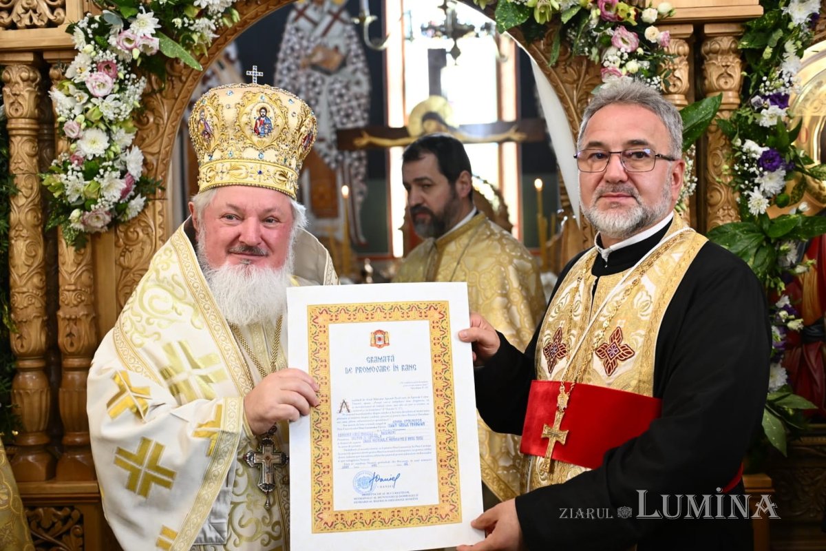 Veșmânt de har pentru o biserică bucureșteană 346773