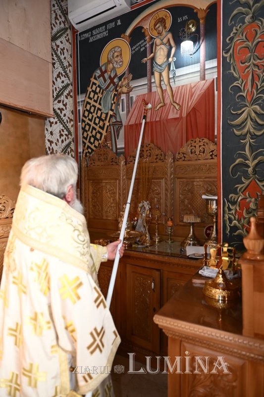 Veșmânt de har pentru o biserică bucureșteană 346783