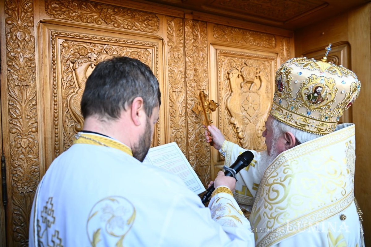 Veșmânt de har pentru o biserică bucureșteană 346784