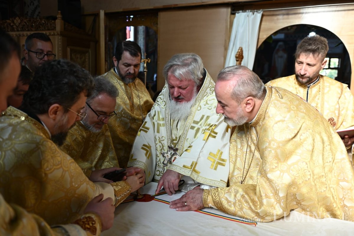 Veșmânt de har pentru o biserică bucureșteană 346790