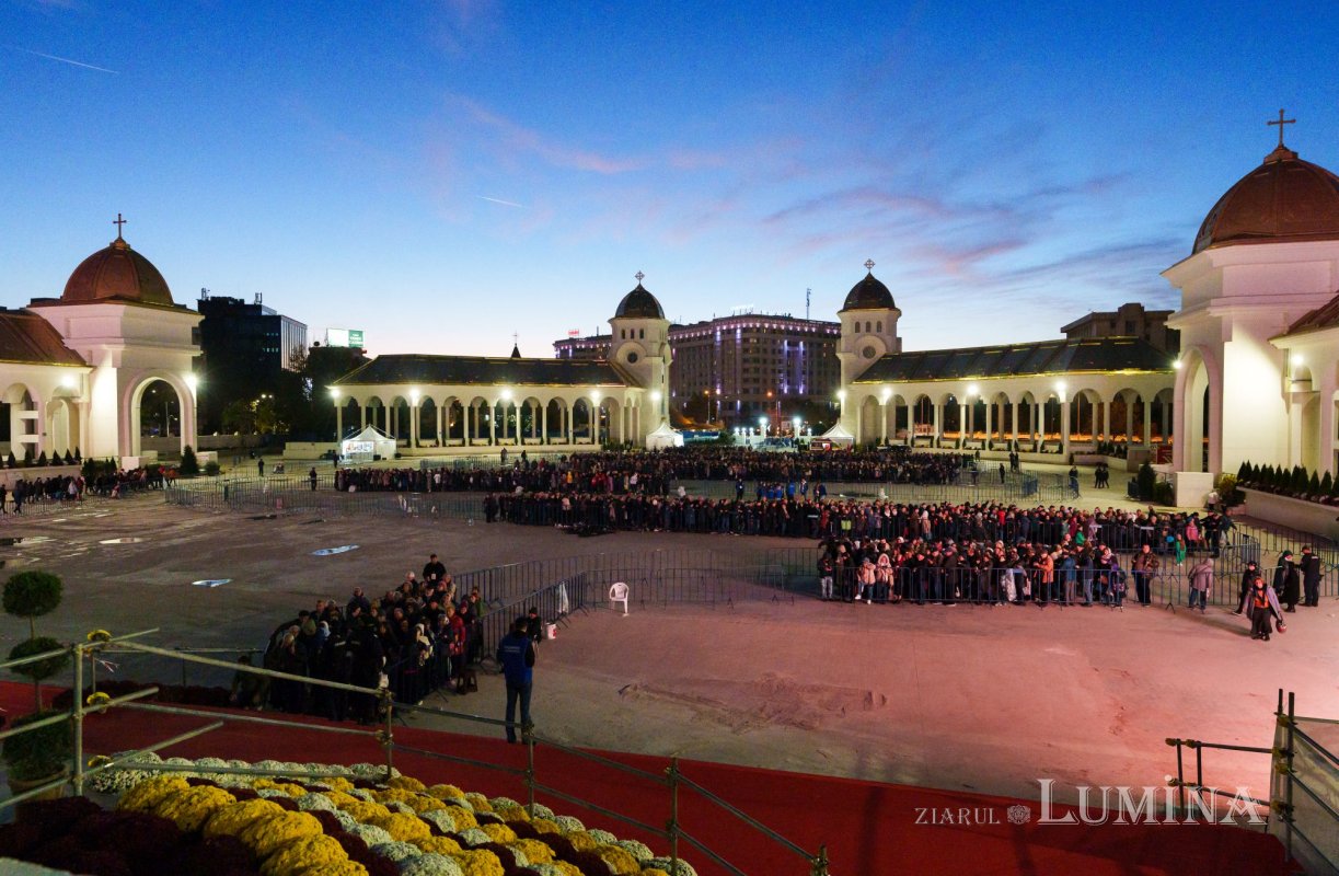 Pelerin la Catedrală 346970