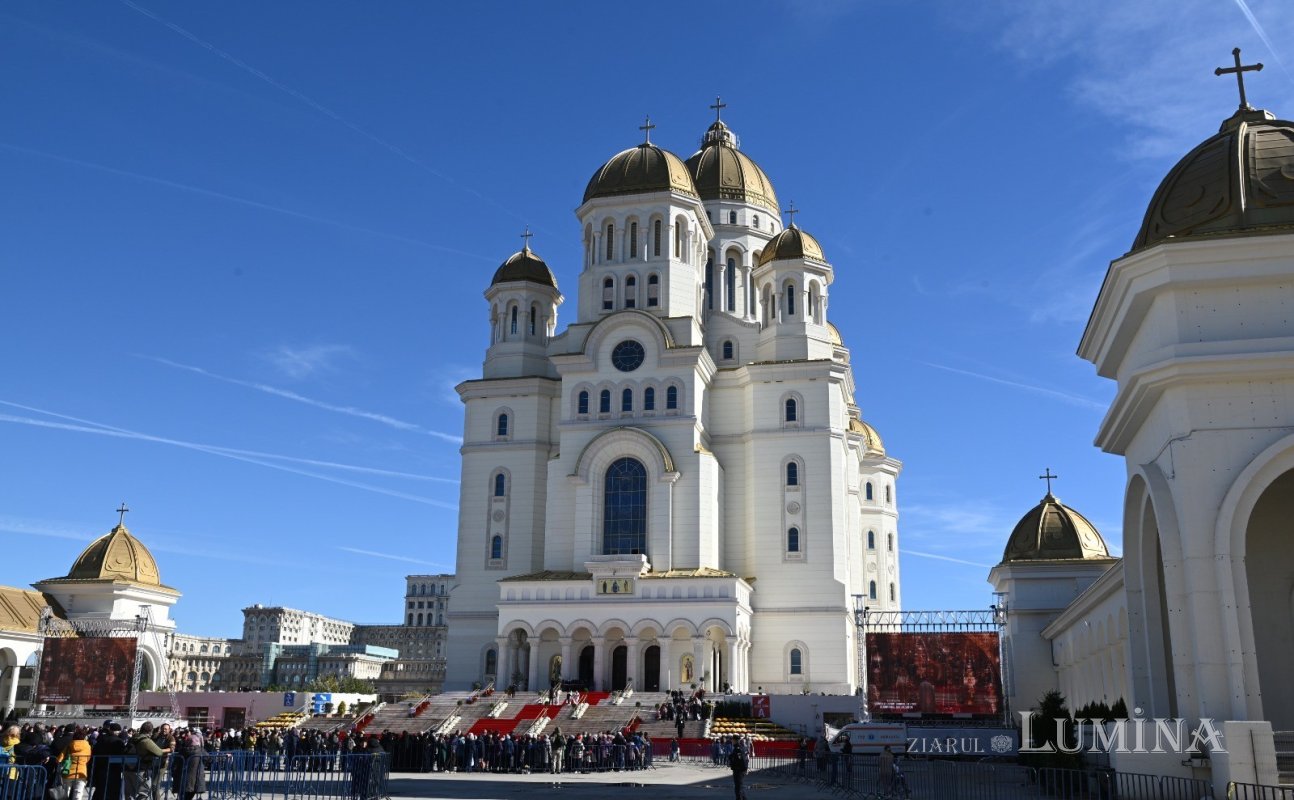 Sărbătoarea Apostolului Andrei și Ziua Națională vor fi marcate la Catedrala Mântuirii Neamului 347007
