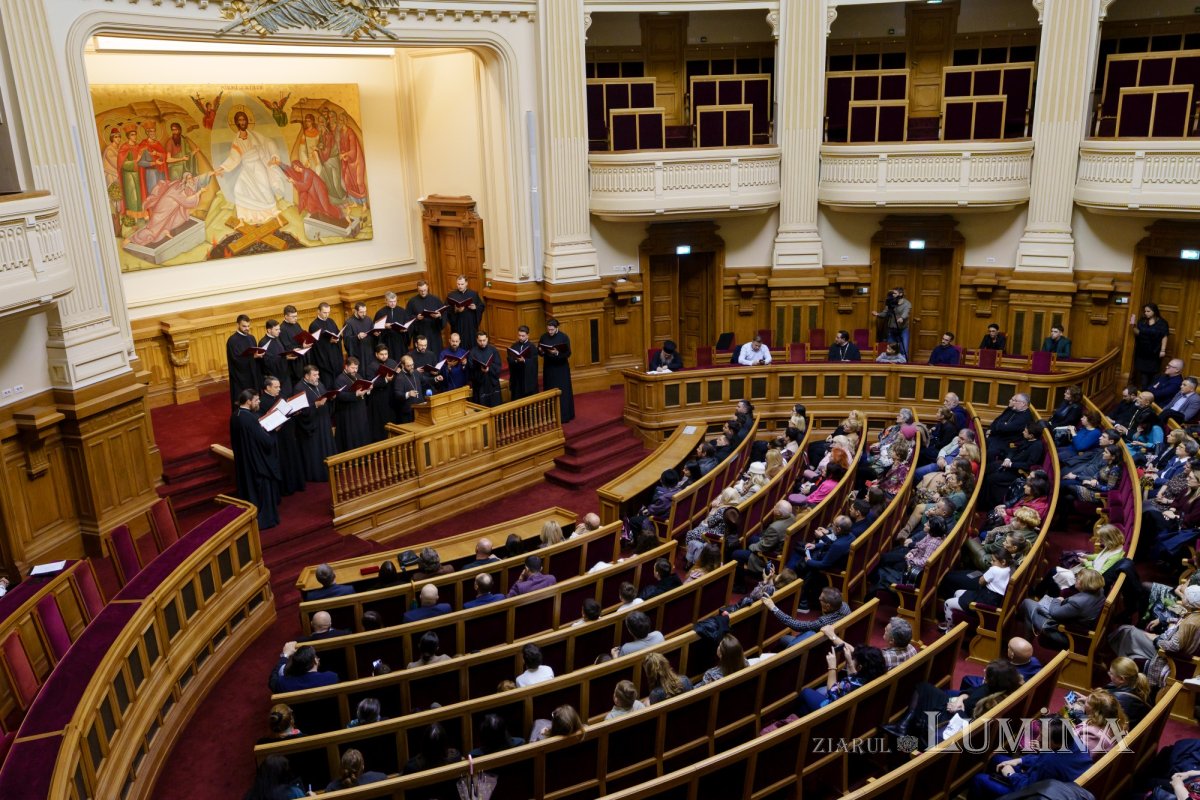 Evenimentul „Istorie și artă în România” la Palatul Patriarhiei 347215