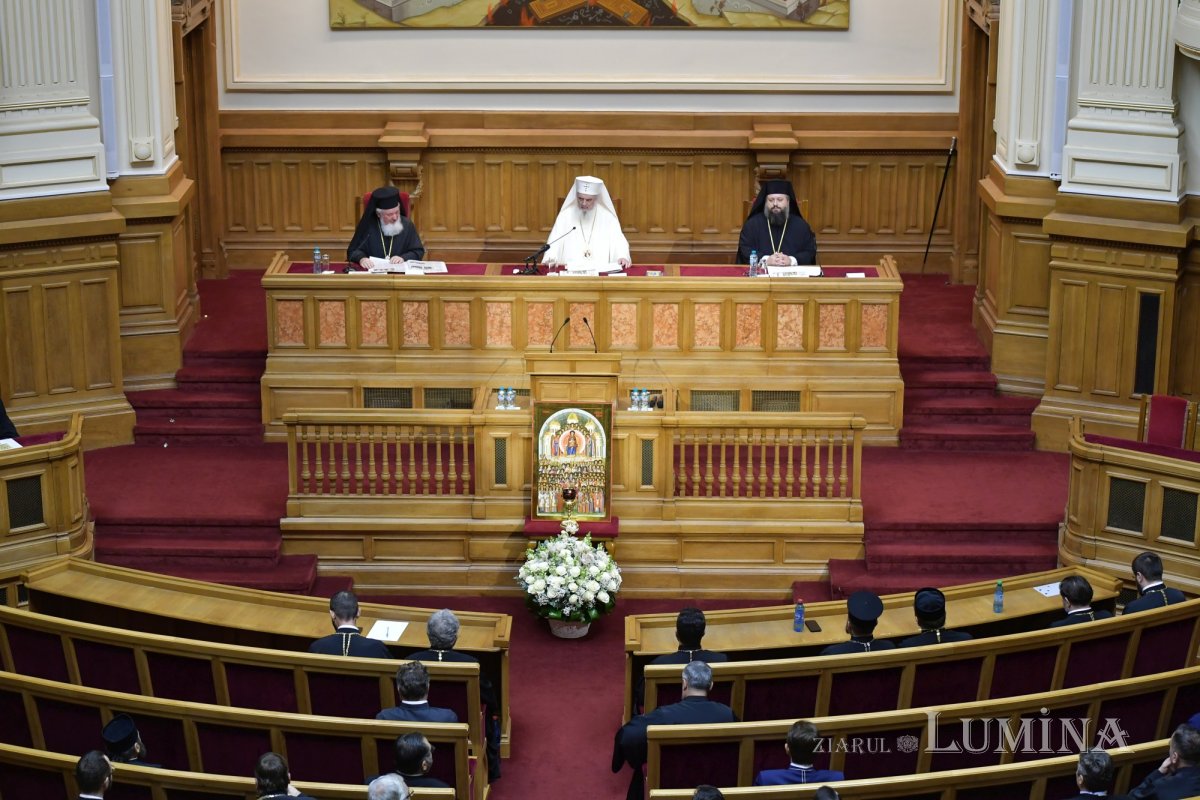 Chipuri de părinți duhovnicești evidențiate clericilor din București și Ilfov 347564