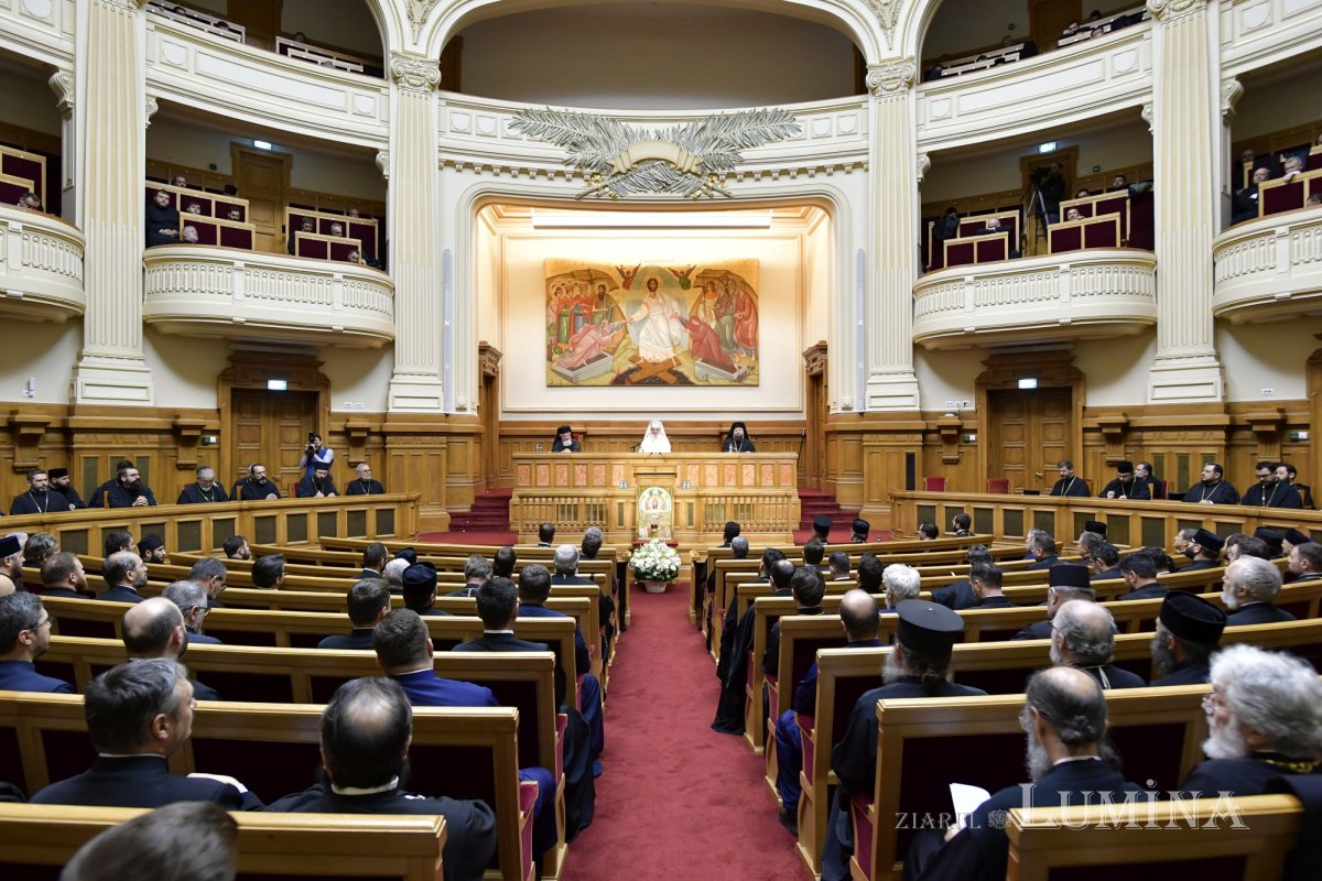 Chipuri de părinți duhovnicești evidențiate clericilor din București și Ilfov 347567