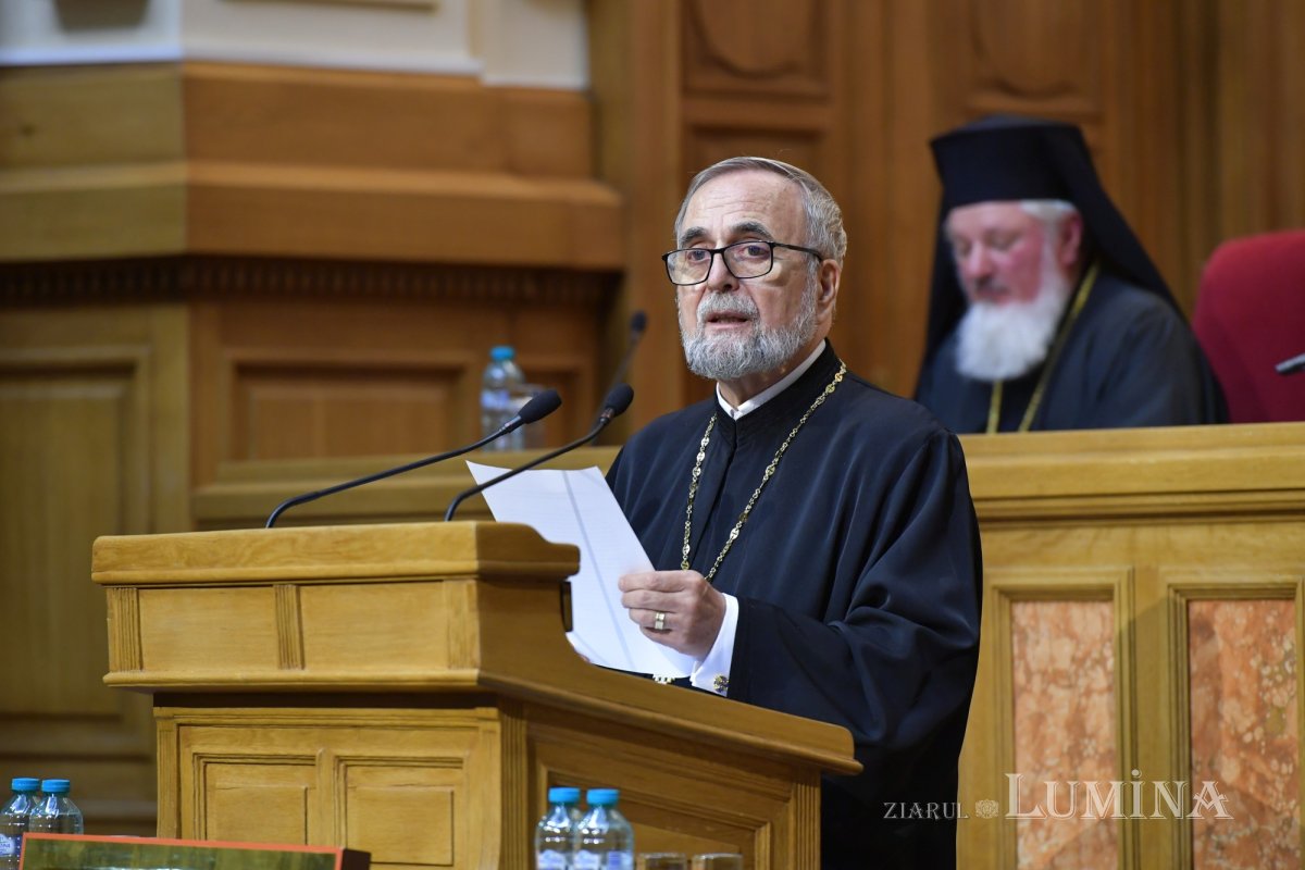 Chipuri de părinți duhovnicești evidențiate clericilor din București și Ilfov 347579