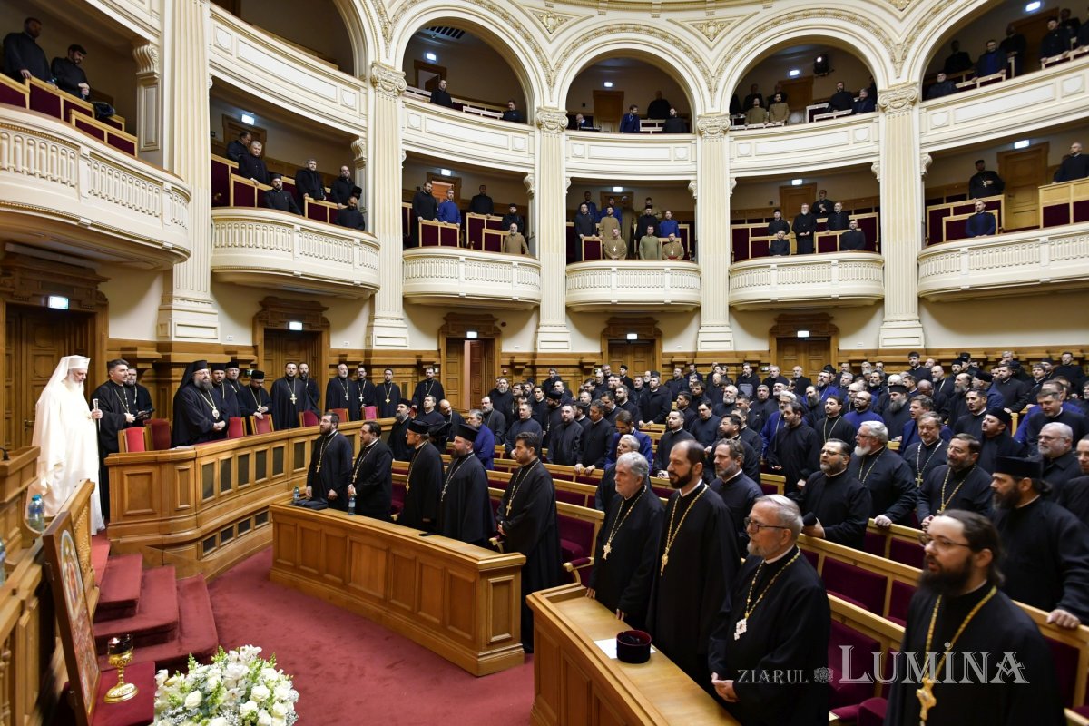 Chipuri de părinți duhovnicești evidențiate clericilor din București și Ilfov 347586