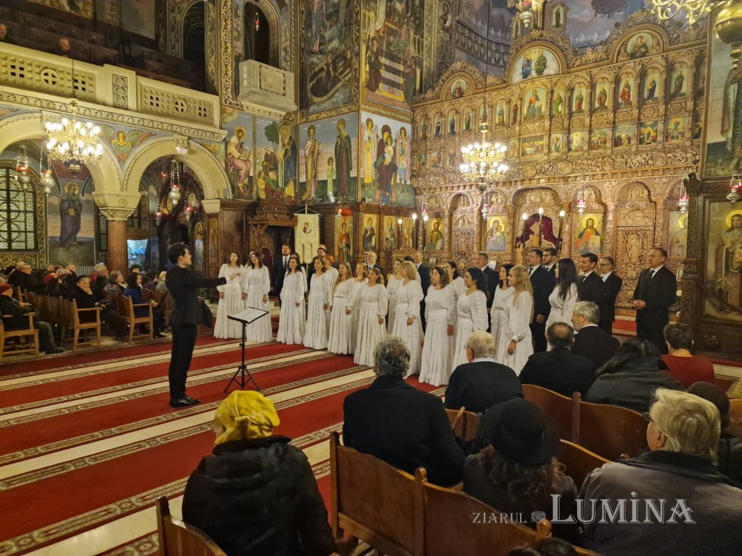 Corul „Preludiu” a concertat la Biserica „Sfântul Elefterie”‑Nou 347727