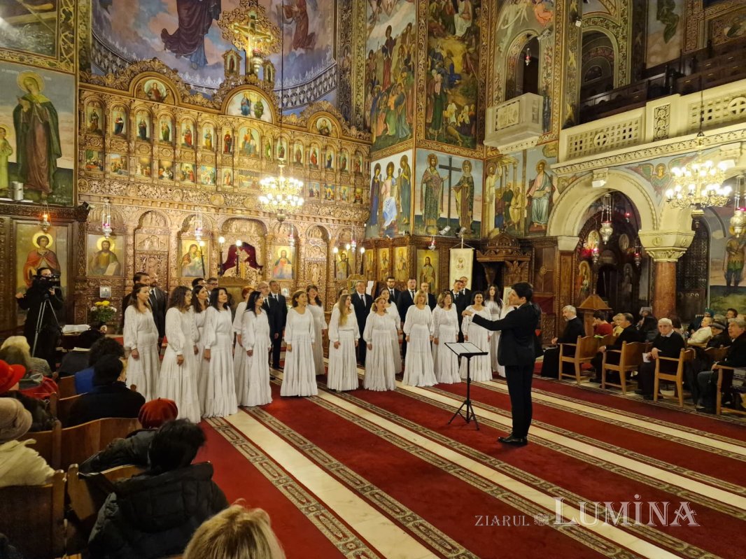 Corul „Preludiu” a concertat la Biserica „Sfântul Elefterie”‑Nou 347729