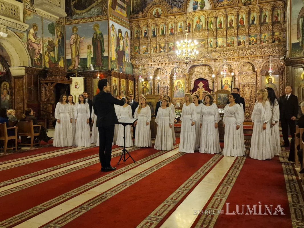 Corul „Preludiu” a concertat la Biserica „Sfântul Elefterie”‑Nou 347730
