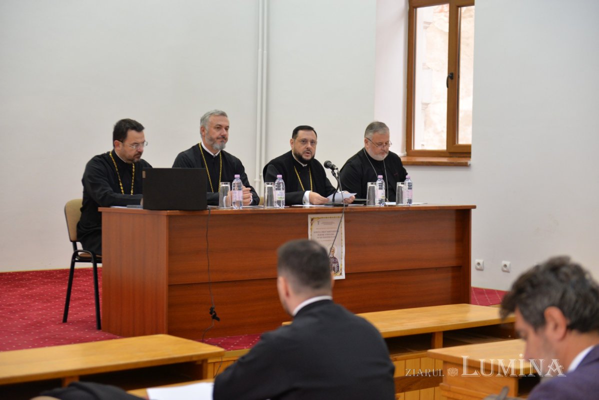 Simpozionul de teologie dedicat Părintelui Stăniloae, la final 347770