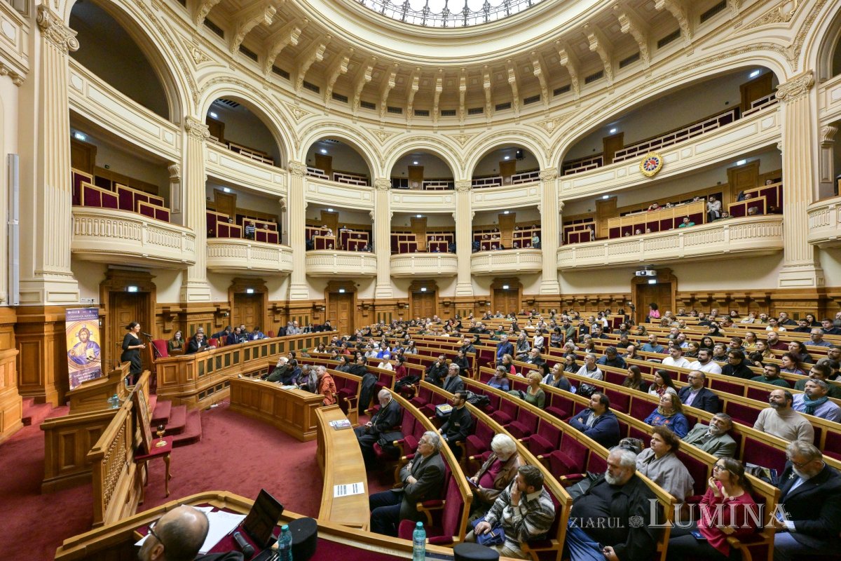 A doua zi a conferinței naționale  despre pictura bisericească 348000