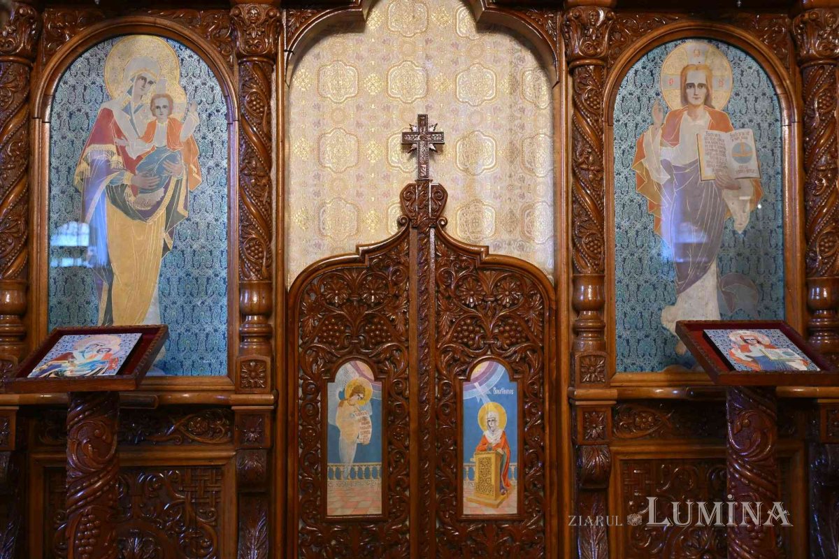 Biserica Drăgănescu. Lumile din „oglinda” Sfântului Cuvios Arsenie 348047