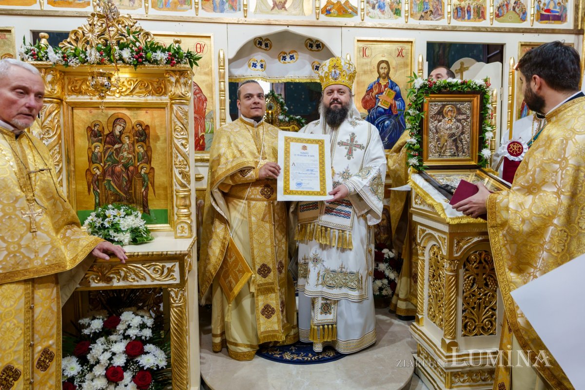 Sfințirea Altarului de vară al Parohiei Domneștii de Jos 348671