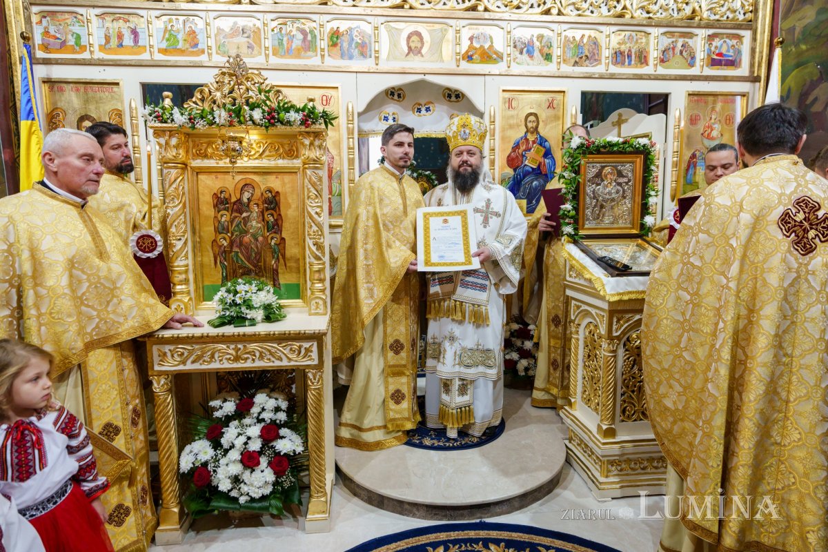 Sfințirea Altarului de vară al Parohiei Domneștii de Jos 348672