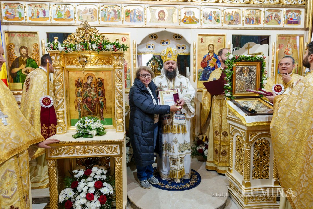 Sfințirea Altarului de vară al Parohiei Domneștii de Jos 348674