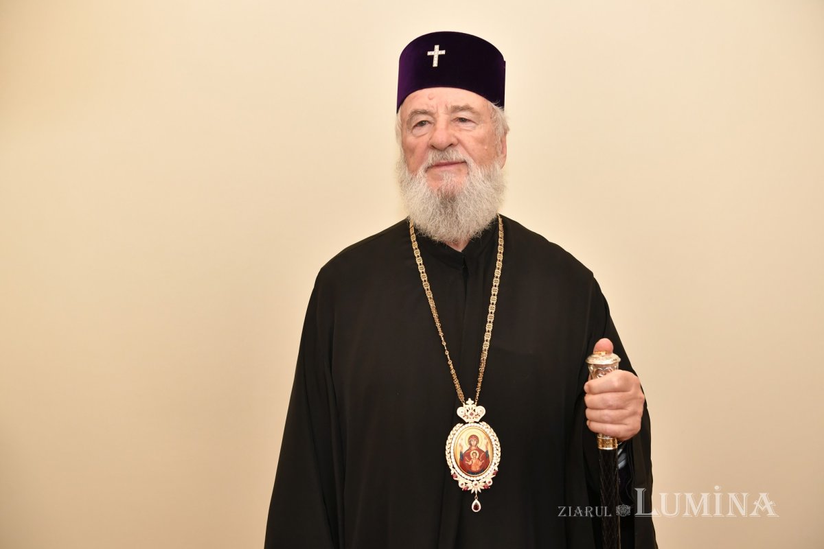 Mesaj de felicitare adresat Înaltpreasfinţitului Părinte Nifon la patru decenii de arhierie 348738