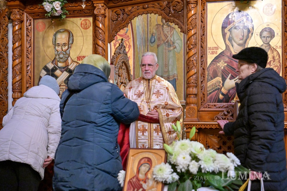 Hramul Parohiei „Sfântul Mare Mucenic Mercurie” din Capitală 348861