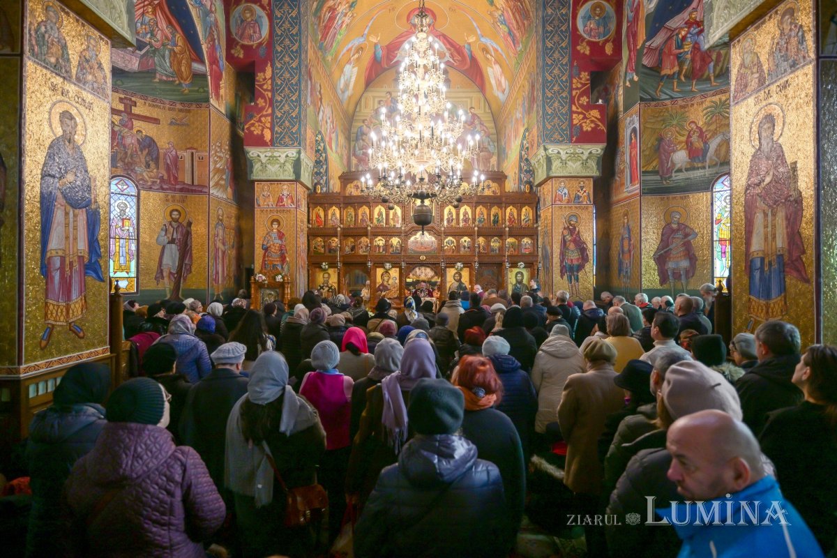 Hramul Parohiei „Sfântul Mare Mucenic Mercurie” din Capitală 348866