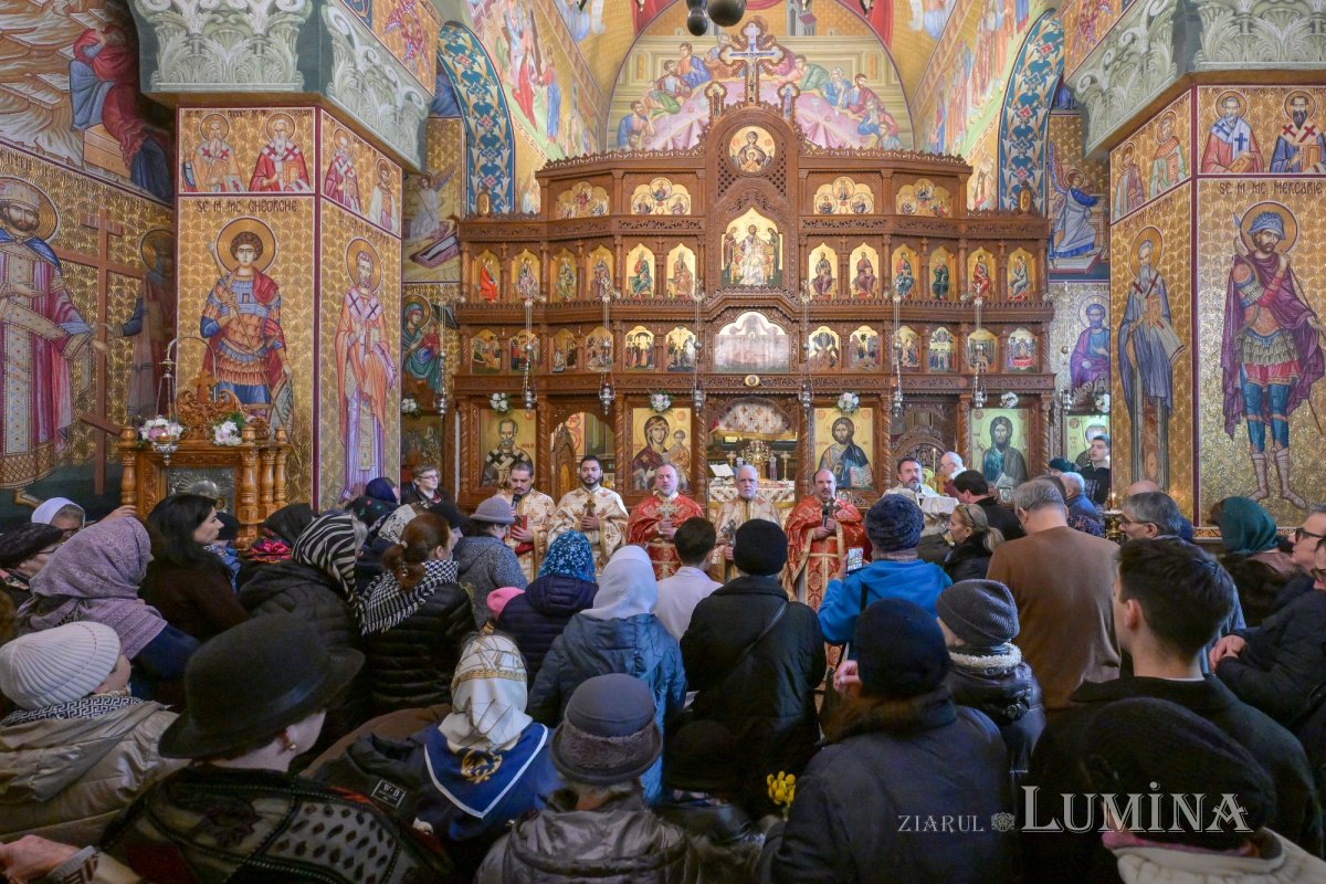 Hramul Parohiei „Sfântul Mare Mucenic Mercurie” din Capitală 348871