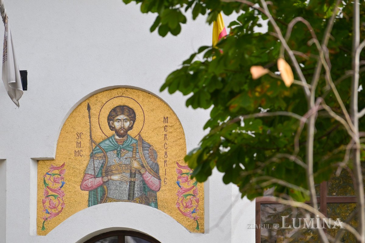 Hramul Parohiei „Sfântul Mare Mucenic Mercurie” din Capitală 348873