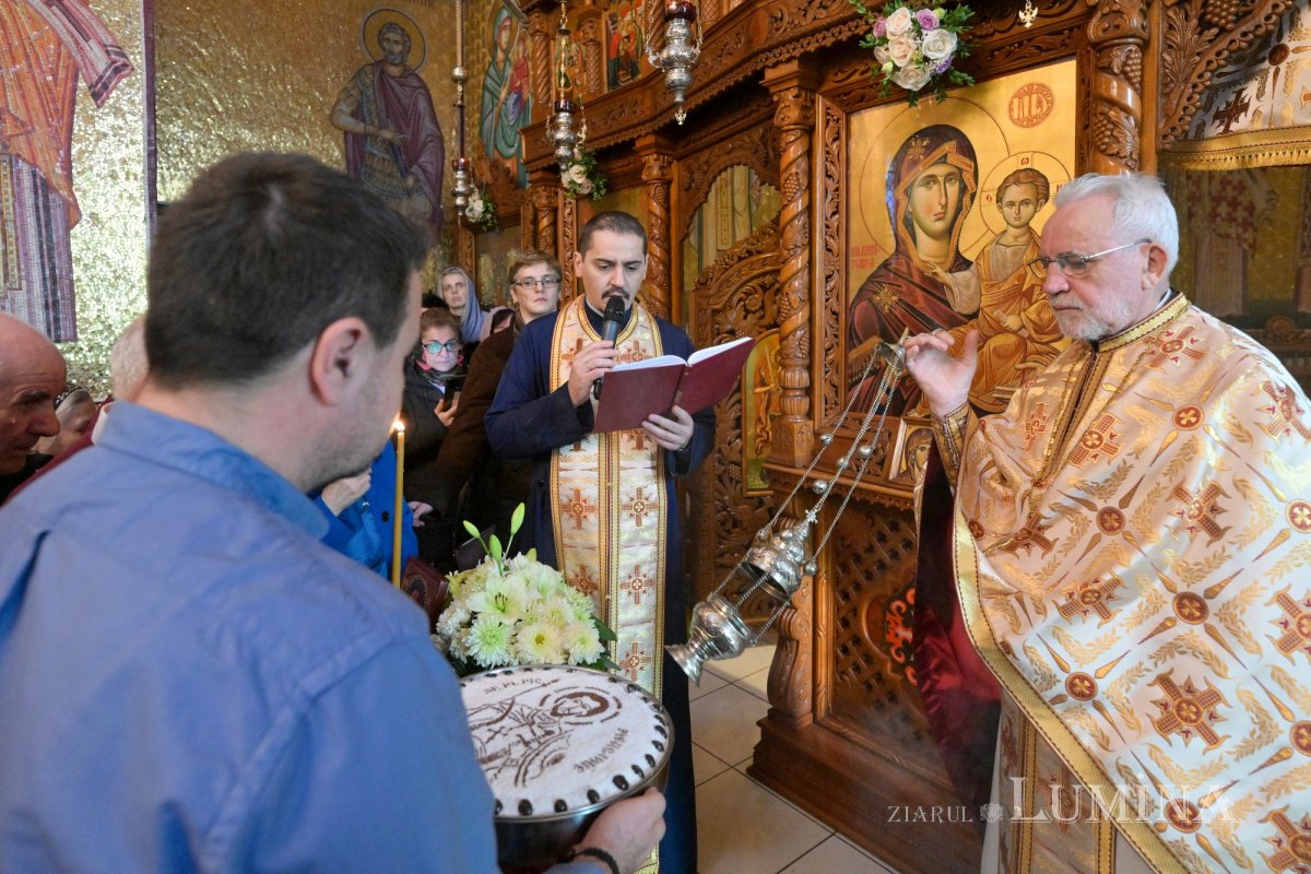 Hramul Parohiei „Sfântul Mare Mucenic Mercurie” din Capitală 348882