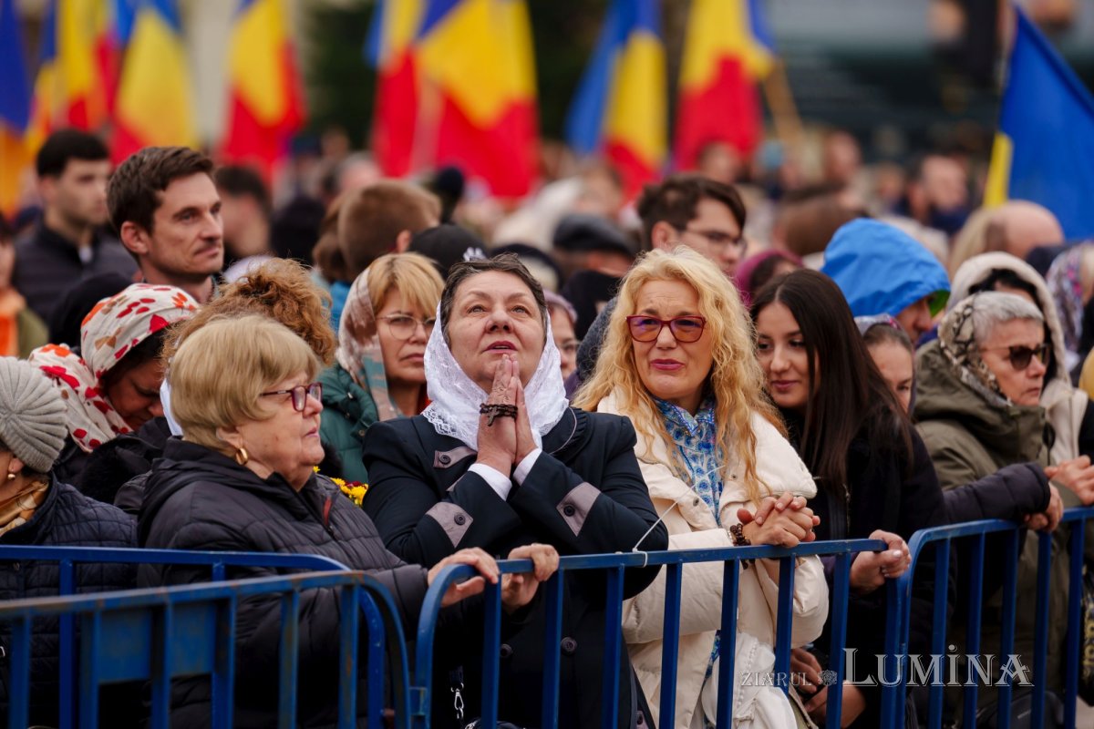 Programul liturgic al sfintelor slujbe care vor fi săvârșite la Catedrala Națională în zilele de 30 noiembrie și 1 decembrie 2025 348780