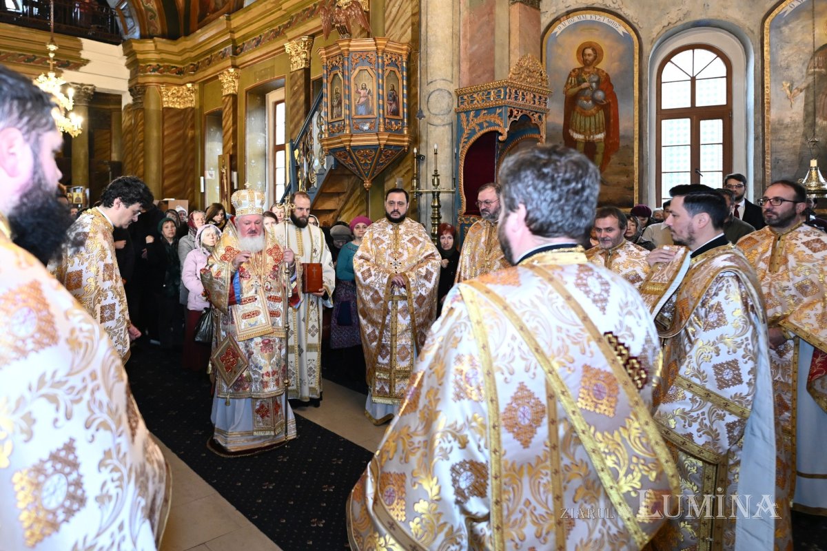 Zi de bucurie pentru studenții teologi bucureșteni 348819