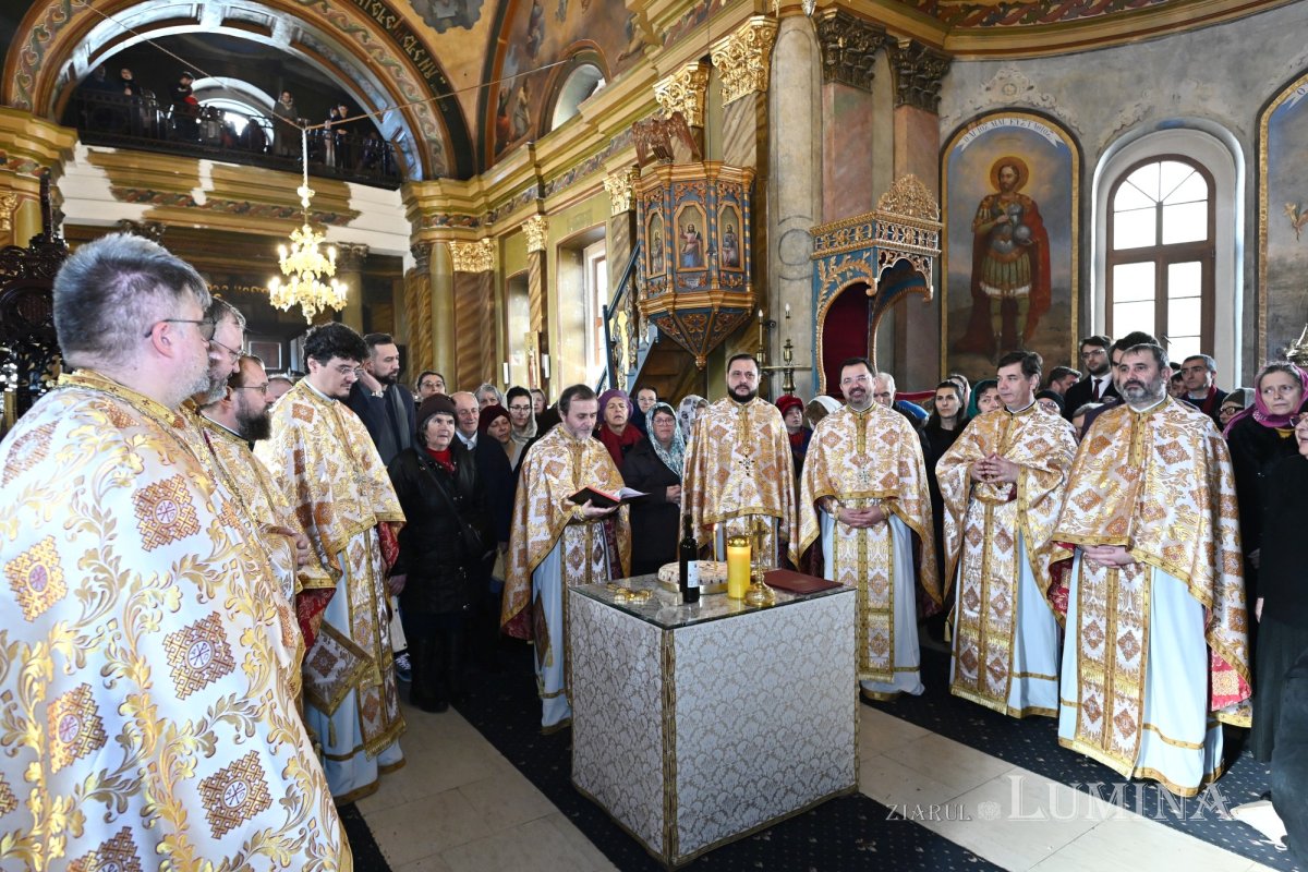 Zi de bucurie pentru studenții teologi bucureșteni 348833