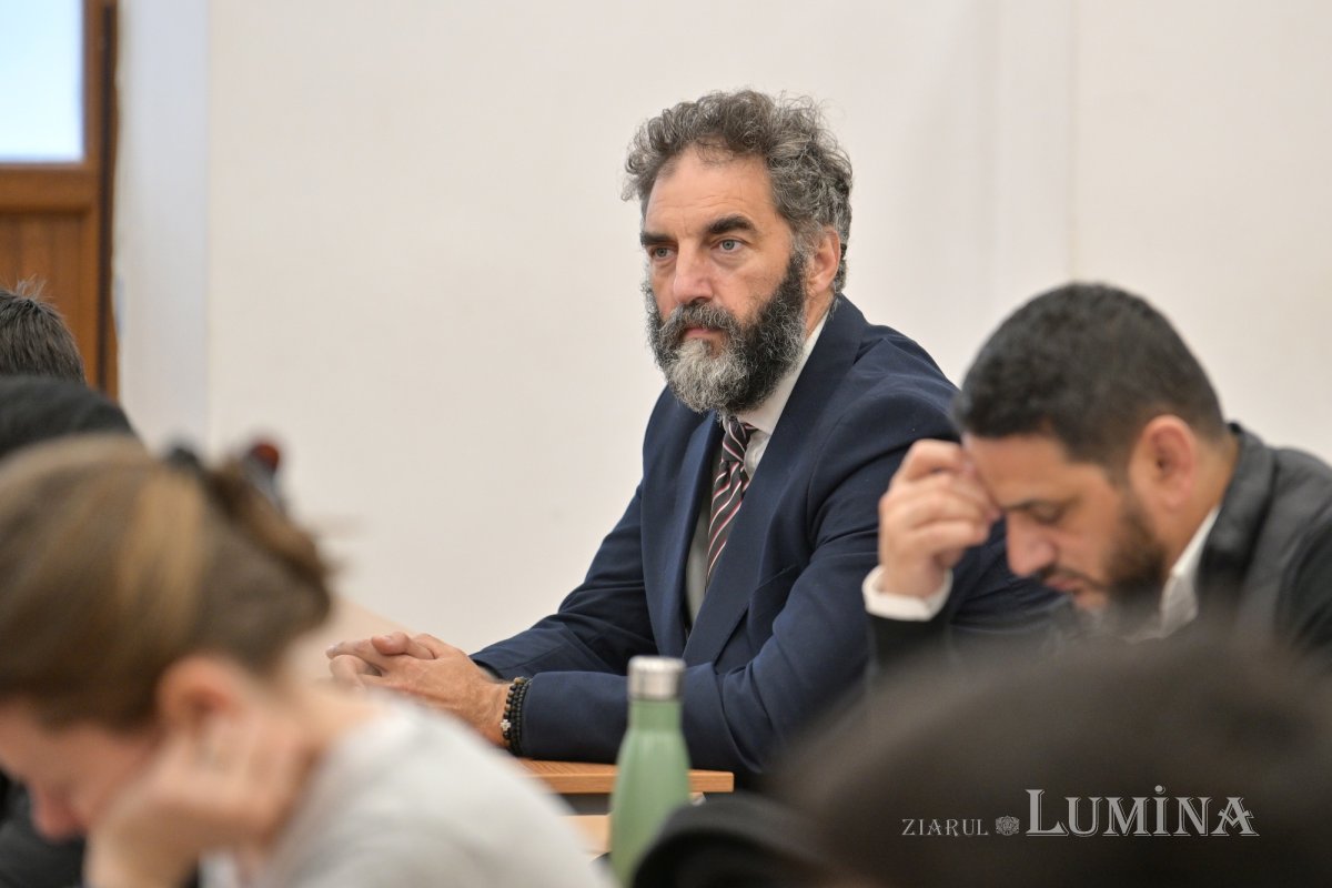 Conferința interdisciplinară „Provocări și oportunități contemporane” 349071