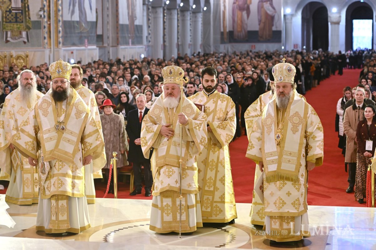 Prăznuire liturgică solemnă a Sfântului Apostol Andrei în București 349257