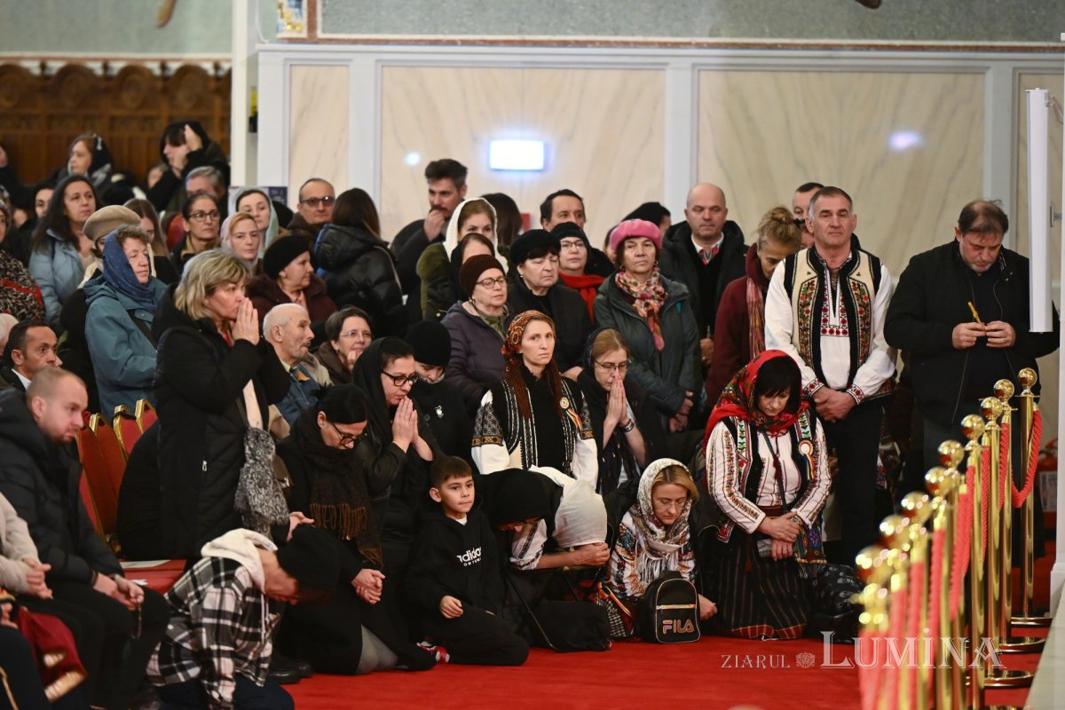 Prăznuire liturgică solemnă a Sfântului Apostol Andrei în București 349263