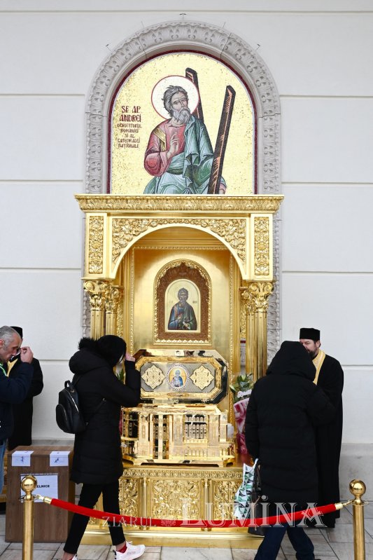 Prăznuire liturgică solemnă a Sfântului Apostol Andrei în București 349267
