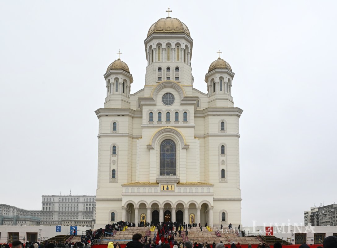 Prăznuire liturgică solemnă a Sfântului Apostol Andrei în București 349268