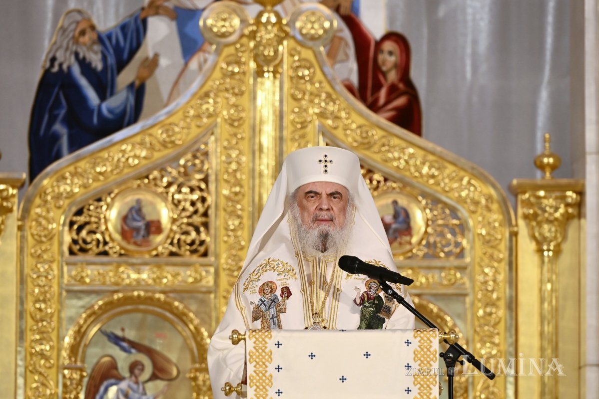 Prăznuire liturgică solemnă a Sfântului Apostol Andrei în București 349275