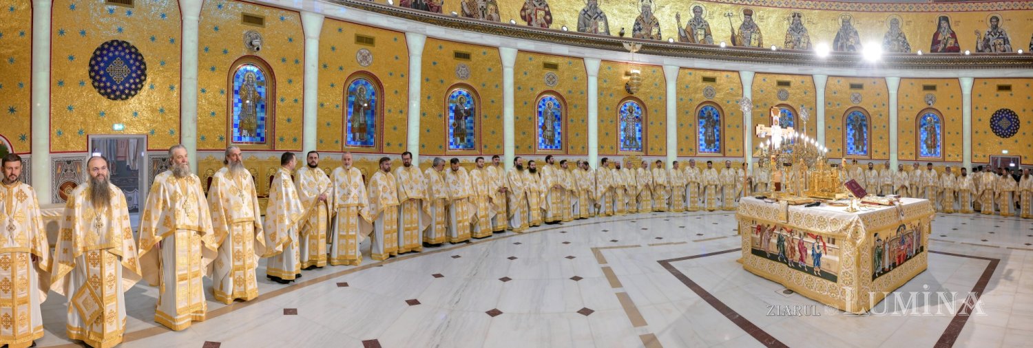 Prăznuire liturgică solemnă a Sfântului Apostol Andrei în București 349283