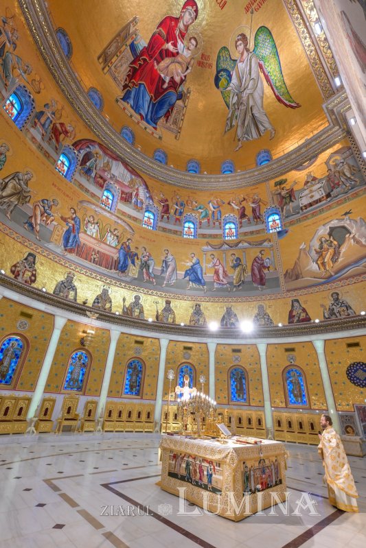 Prăznuire liturgică solemnă a Sfântului Apostol Andrei în București 349287