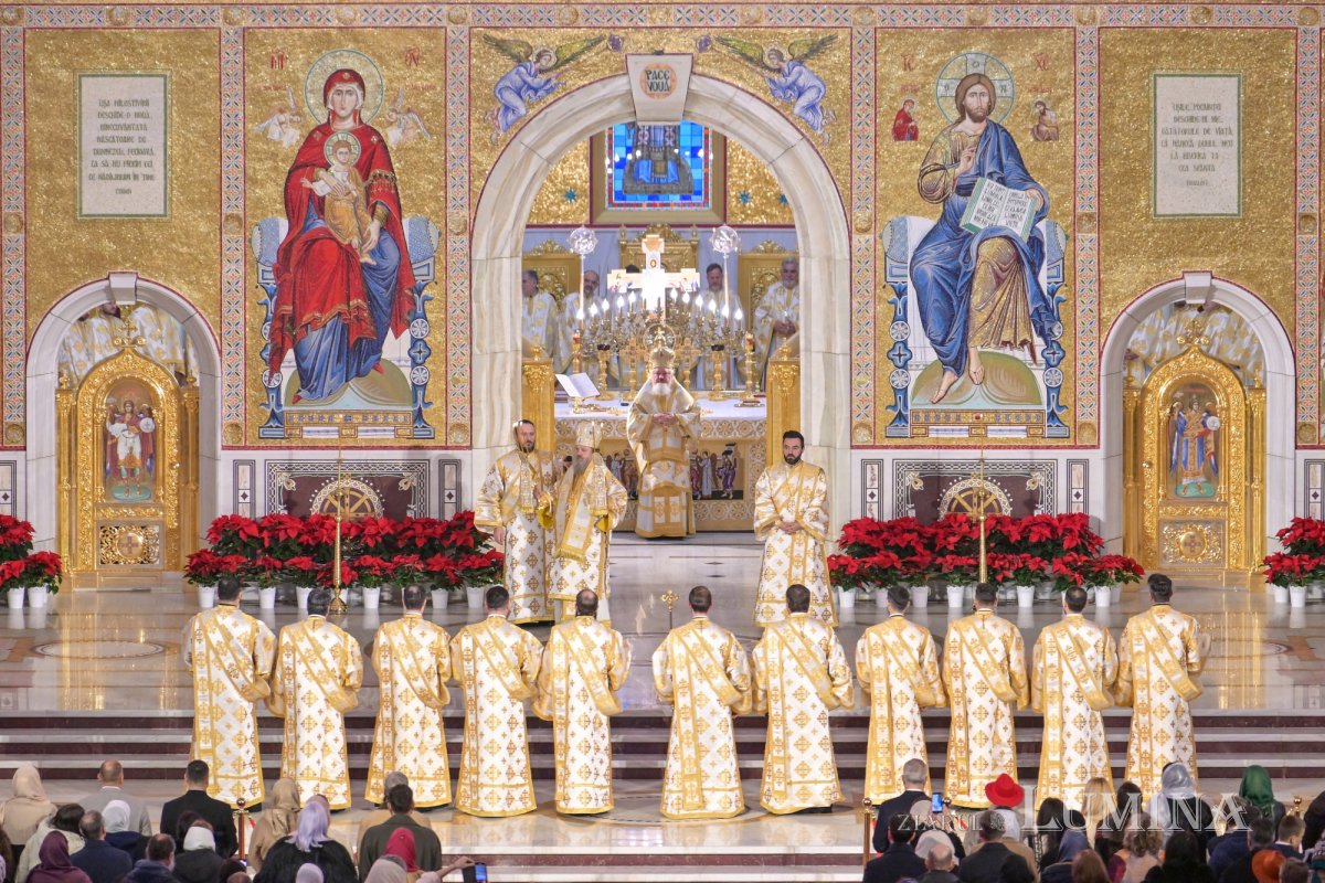 Prăznuire liturgică solemnă a Sfântului Apostol Andrei în București 349291