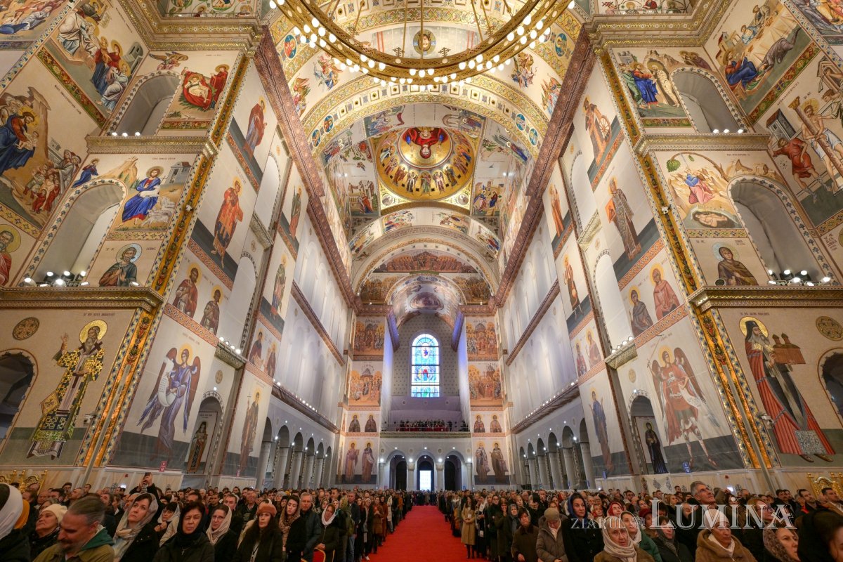 Prăznuire liturgică solemnă a Sfântului Apostol Andrei în București 349292