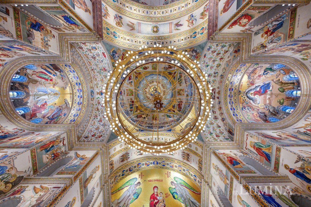 Prăznuire liturgică solemnă a Sfântului Apostol Andrei în București 349293