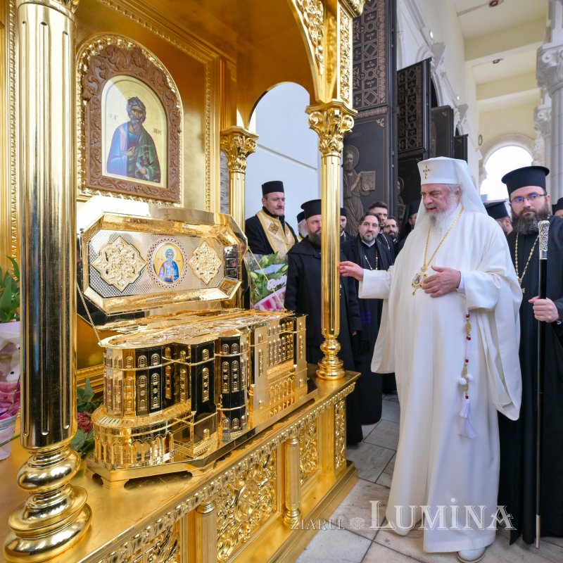 Prăznuire liturgică solemnă a Sfântului Apostol Andrei în București 349323
