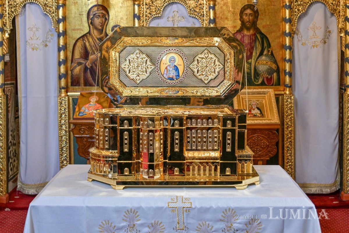 Sfântul Apostol Andrei, ocrotitorul Catedralei Naţionale 348595