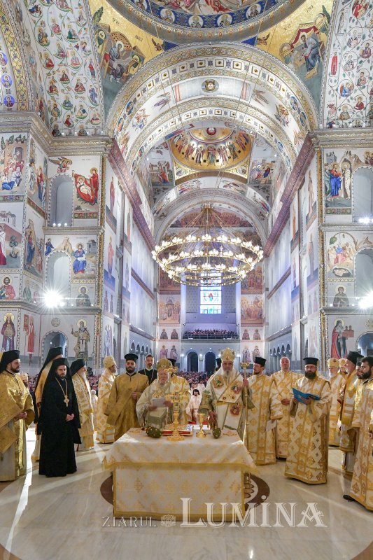 Sfântul Apostol Andrei, ocrotitorul Catedralei Naţionale 348602