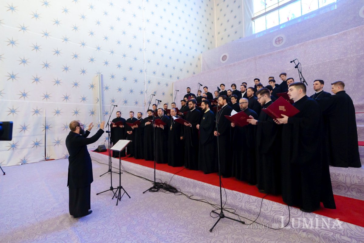 Ziua Națională a României, marcată la Catedrala Mântuirii Neamului 349444