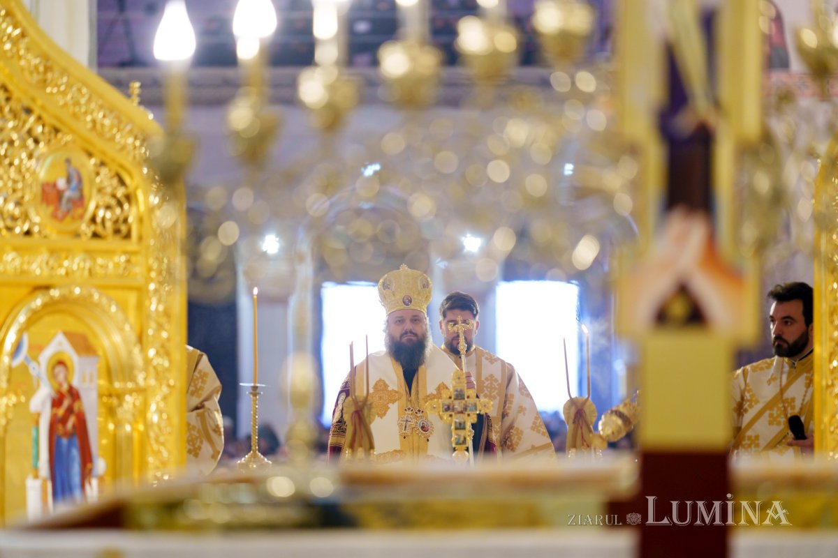 Ziua Națională a României, marcată la Catedrala Mântuirii Neamului 349446