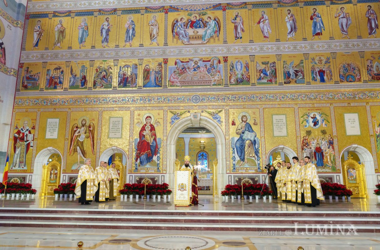 Ziua Națională a României, marcată la Catedrala Mântuirii Neamului 349452